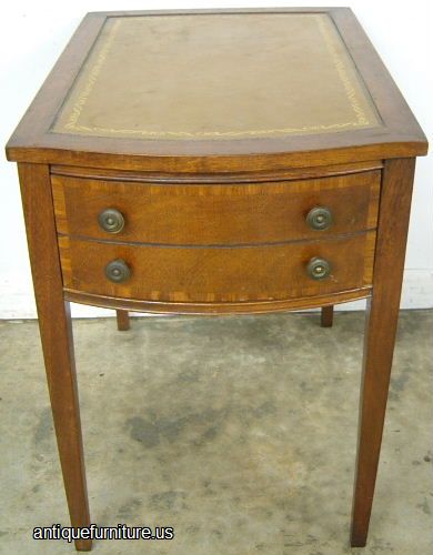 Antique Mahogany Banded Inlay End Table