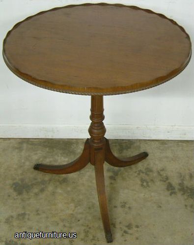 Antique Mahogany Pie Crust Table
