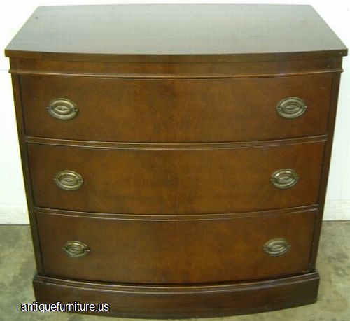 Antique Mahogany Bachelor Chest