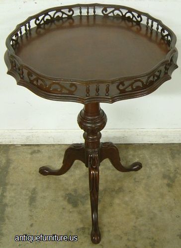 Antique Ornate Mahogany Lamp Table