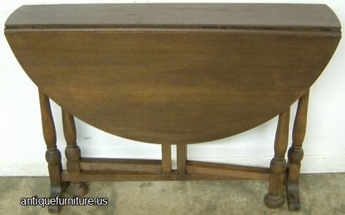 Antique Walnut Gate Leg Table