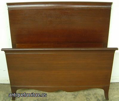 Antique Mahogany Twin Bed