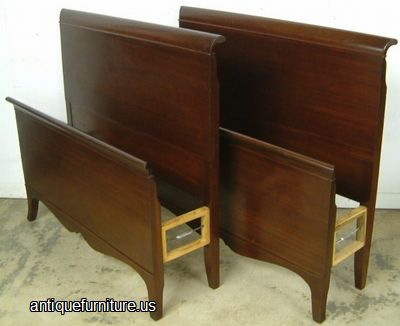 Antique Mahogany Twin Beds