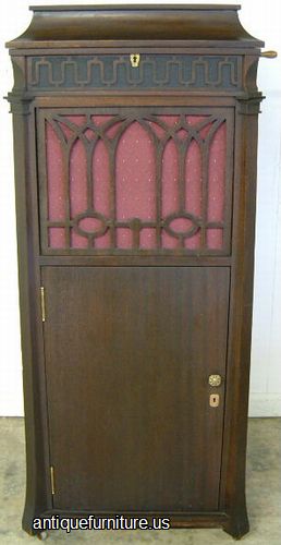 Antique Edison Diamond Disc Phonograph