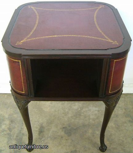 Antique French Style Lamp Table