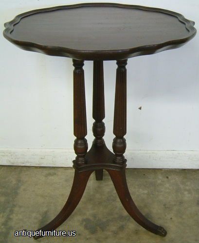 Antique Mahogany Lamp Table