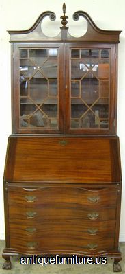 Antique Mahogany Governor Winthrop Desk