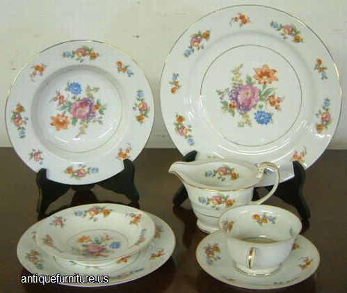 Antique Noritake Service For 8