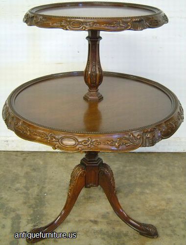 Antique Mahogany 2 Tier Table