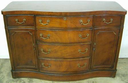 Antique Mahogany Sideboard With Serpentine Front