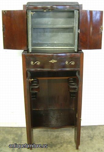 Antique Mahogany Humidor Bar