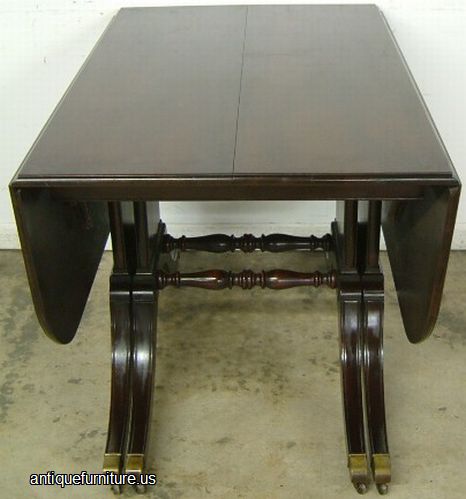 Antique Mahogany Dropleaf Dining Table