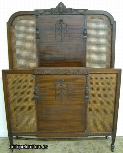 Antique Ornate Mahogany Twin Bed