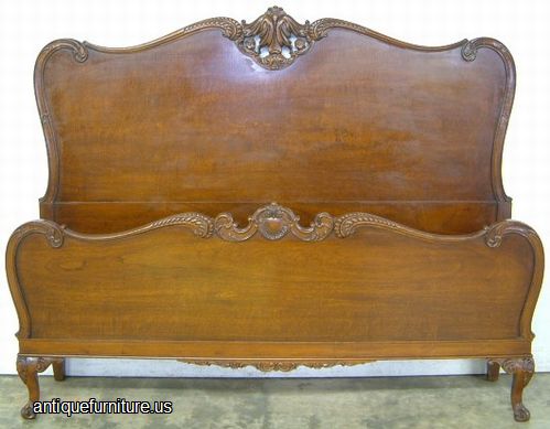 Antique Ornate Mahogany Bed