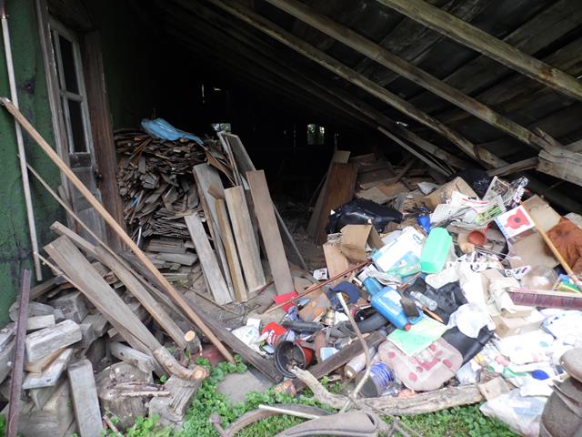 June 2013 Antique Picking Photo by John Reinhart