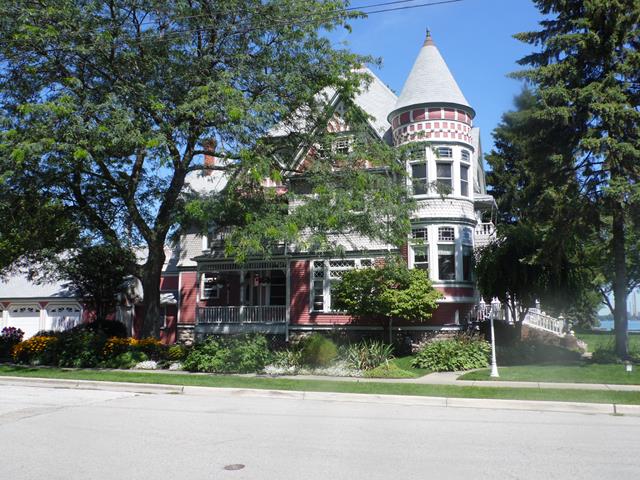 August 2013 Antique Picking Photo by John Reinhart