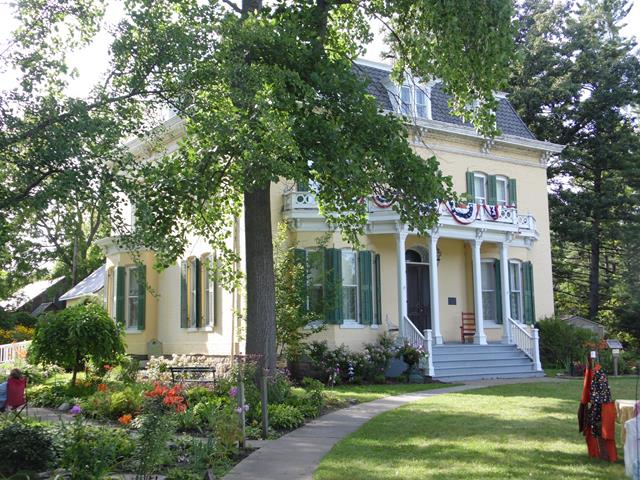 August 2013 Antique Picking Photo by John Reinhart