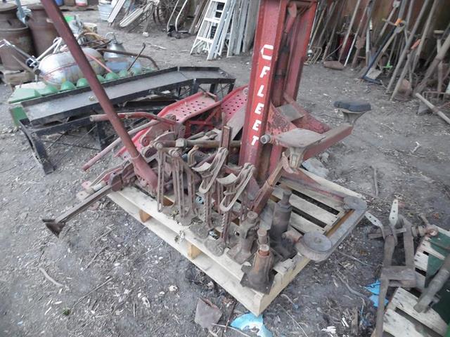 September 2013 Antique Picking Photo by John Reinhart