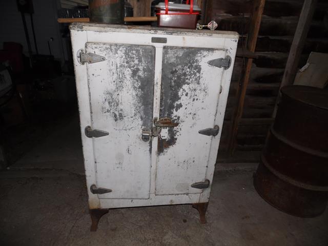 October 2013 Antique Picking Photo by John Reinhart