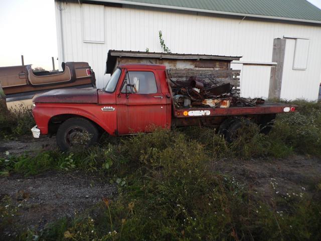 October 2013 Antique Picking Photo by John Reinhart