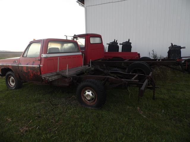 October 2013 Antique Picking Photo by John Reinhart