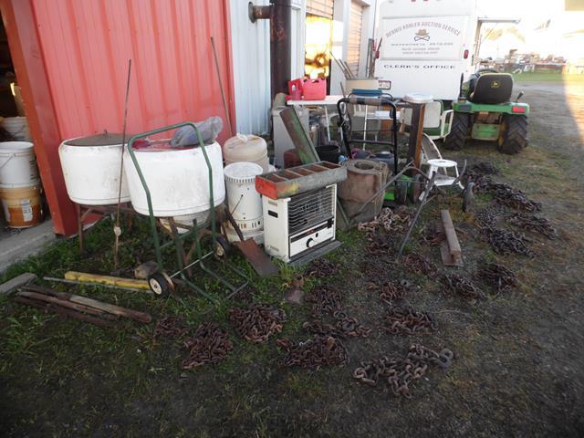 October 2013 Antique Picking Photo by John Reinhart